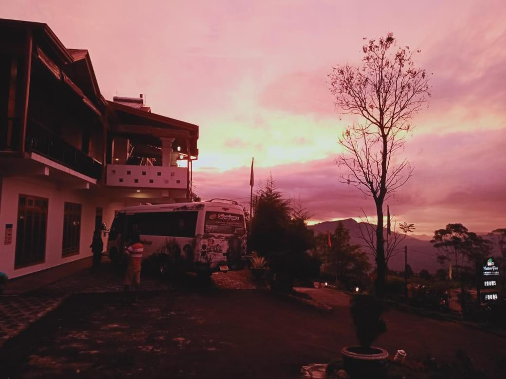Nature First Hotel Nuwara Eliya Exteriör bild